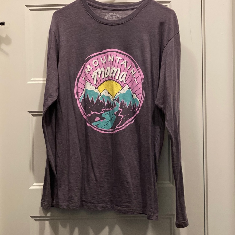 Womens long-sleeve tshirt